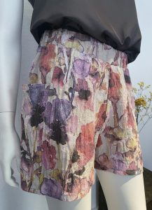 Shorts Blume
